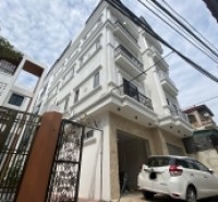 Sát mặt phố Hồng Tiến mới, đường thông ô tô 7 chỗ vào, nhà 5 tầng lô góc bán gấp giá 7 tỷ