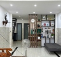 Nhà nhà gác lửng đúc kiệt K69 Hà Huy Tập - Gần đường chính