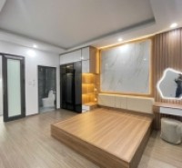 Bán nhà Bùi Xương Trạch- Ngõ 3 gác thông- Nhà đẹp ở ngay- Lô góc- 40m2
