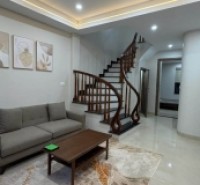Bán nhà Lò Đúc 4 tầng, mặt tiền 4.1m, 40m2, 11.8 tỷ, lô góc, ngõ rộng, KD homestay