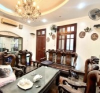 (Chính chủ) bán nhà mặt phố Trần Hưng Đạo, mặt tiền 5m, 4 tầng, 50m2, 49.5 tỉ