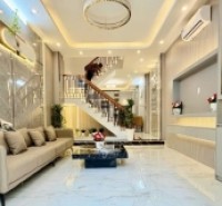Nhà đẹp hẻm 1942 Huỳnh Tấn Phát, 4x14m, 5.8 tỷ, tặng nội thất tiền tỷ