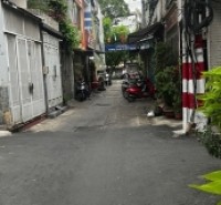 Trường Sa (gần Phạm Văn Hai  )  38m² (3.8×11m)  3 tầng  Hẻm xe 7 chỗ tới cửa  7.95 tỷ