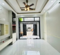 Bán nhà 4 tầng, 56m2 đường Trường Lưu, P. Long Trường, Q9, Thủ Đức, TP HCM.  5,78  tỷ.