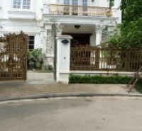 Biệt thự thượng lưu Vinhomes Riverside 206m x 4tầng, mặt tiền 15m, nội thất cao cấp, an ninh tuyệt đối