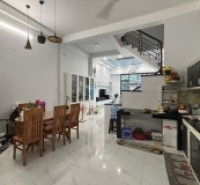 Bán nhà 3 tầng đường 359, Phước Long B, Quận 9, Thủ Đức, TP HCM. DT 78m2. Giá 6.88 tỷ, sổ hồng riêng.