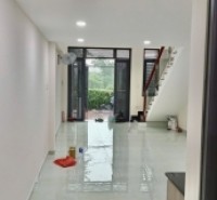 Bán nhà đường Số 11, Trường Thọ, Thủ Đức, TP HCM. DT 93m2 (4x24m), 2 tầng,  sổ hồng, giá 7.15  tỷ.