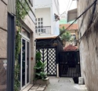 18/8B nhieu tứ phường 7 phú nhuận 3 lầu 4.8 tỉ