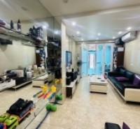 Bán nhà giải phóng 4 tầng long lanh dân xây ô chờ thang máy lô góc ô tô tránh kinh doanh thanh xuân