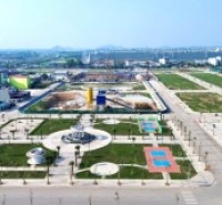 Em Trường CĐT có quỹ đất nền đẹp nhất ngay Sam Sung, đối diện 2 tòa chung cư. Quỹ lô đẹp có hạn.