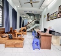Bán nhà 3 tầng, 81m², 4PN, 4WC, Linh Đông, Thủ Đức - 7.6 tỷ