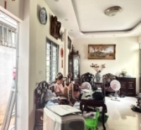 Cho thuê nhà Nguyên căn Bồ đề -35m 3 tầng 3 ngủ 10.5tr/ tháng