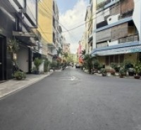 Nhà Mặt Tiền Đường Hoa Phan Xích Long Phường 2 Quận Phú Nhuận Cũ.