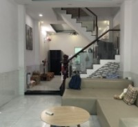 Bán nhà 3 tầng Quốc Lộ 13,, Hiệp Bình Phước, Thủ Đức. DT 60 m2, 4PN, 3WC, giá 7,4 tỷ, sổ hồng đầy đủ.