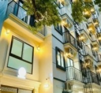 BÁN APARTMENT NGUYỄN KHANG - CẦU GIẤY - LÔ GÓC - DT 200 TRIỆU/THÁNG - 180M² - 7 TẦNG - MT 10M - 55 TỶ