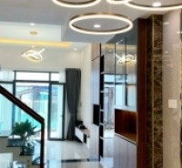 Bán nhà 4 tầng, 90m², 4PN, 5WC, Q.2, 8.2 tỷ, sổ hồng