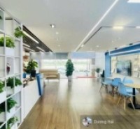 Bán tòa nhà Văn phòng Mặt phố Hoàng Cầu Đống Đa - 240m2 9 tầng - View hồ Dòng tiền 3 tỷ/năm