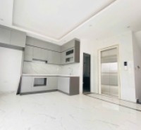 SIÊU PHẨM - TRUNG TÂM ĐỐNG ĐA - 6 TẦNG THANG MÁY XÂY MÓI, HAI THOÁNG, GẢN Ô TÔ VÀI BƯỚC CHÂN RA VƯỜN HOA TRẦN QUANG DIỆU