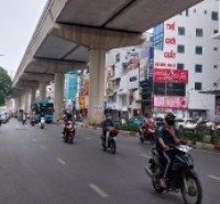 NHÀ ĐẸP DÂN XÂY, PHỐ CẦU GIẤY, 6 TẦNG THANG MÁY, GẦN Ô TÔ TRÁNH – NHỈNH 10 TỶ
