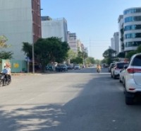 Nền biệt thự Huy Hoàng, Q2, diện tích 15x20, đối diện công viên, giá 220tr