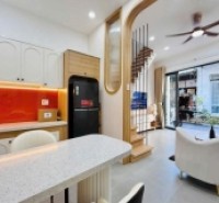 ** Bán nhà hẻm 281 Lê Văn Sỹ ** phường 1 Tân Bình; 4 x 15,5m chỉ hơn 8 tỷ