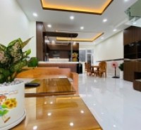 Bán nhà mặt phố Q.9, Thủ Đức, 147m², 4 tầng, 6PN, 15.4 tỷ, sổ hồng