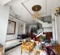 Bán nhà 4 tầng trong ngõ Làng Tăng Phú, Q.9, Thủ Đức, TP HCM. DT 61m2, giá 7,99  tỷ, sổ hồng, 4PN, 4WC. Liên hệ 0933125879.