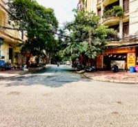 bán mảnh đất  khu 7.2Ha Vĩnh Phúc- Ba Đình, 93m, mặt tiền 8.7m, 2 mặt vỉa hè