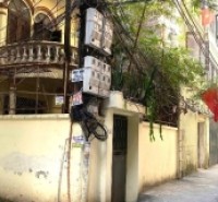 Ngõ 299 đường hoàng mai bán 82M tặng nhà lô góc 7 chỗ quay đầu kinh doanh