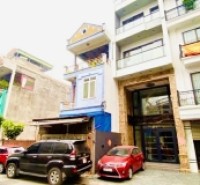 bán nhà Ngọc Lâm, 8 tầng thang máy, vỉa hè, ôtô 2 chiều, vừa ở vừa kinh doanh