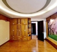 PL NGUYÊN HỒNG - Ô TÔ - VỈA HÈ-KINH DOANH DT 45m2 6 tầng MT 5m Giá 33 tỷ