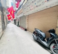 Bán Nhà Bạch Đằng 33.5m2. 5 tầng. mặt tiền 4.8m giá 12.5 tỷ Hai Bà Trưng Hà Nội