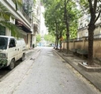 Bán nhà lĩnh nam 5 tầng dân xây phân lô vip ô tô chạy vòng quanh hoàng mai