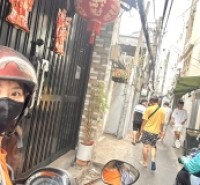 BÁN NHÀ 5 TẦNG 9 PN, 63M2, QUẬN 4, GIÁ 13.5 TỶ - VỊ TRÍ VÀNG, SỔ HỒNG CHÍNH CHỦ