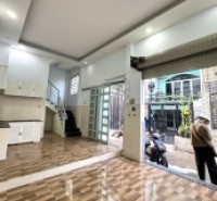 TIN ChẤN ĐỘNG, HẺM XE HƠI THÔNG, Gần Chợ Hiệp Bình, Thủ Đức, Dtsd 148m2 chỉ 3.15ty