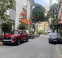 BÁN NHÀ PHÂN LÔ PHẠM TUẤN TÀI, VỈA HÈ RỘNG, 3 ÔTÔ TRÁNH, KINH DOANH, 41M2 HƠN 14 TỶ