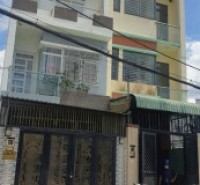 BÁN ĐẤT TẶNG NHÀ 3 LẦU + 2 PHÒNG TRỌ CHO THUÊ 12 TRIỆU/TH - NGÔ CHÍ QUỐC - BÌNH CHIỂU. 
SÁT BÊN CHỢ ĐẦU MỐI