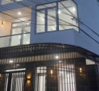 BÁN NHÀ MỚI 3 TẦNG CĂN GÓC 2 MẶT TIỀN PHƯỚC LONG, NAM NHA TRANG.