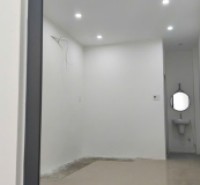 ♥ Hơn 3 tỷ, 10m ra MT Lê Duẩn, kiệt thông, sổ vuông, hoàn công, 3 tầng cứng, 3PN