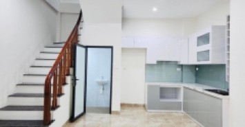 Nhà mới, ở luôn phố Khương Trung, DT38m2x5T, MT5m, nội thất nhập. 0338080356