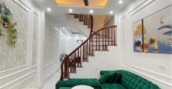 BÁN GẤP NHÀ MỚI-NGÕ THÔNG-TẶNG FULL NỘI THẤT-TRUNG TÂM CẦU GIẤY,132m2,Giá 4,95 Tỷ(Thương Lượng)
