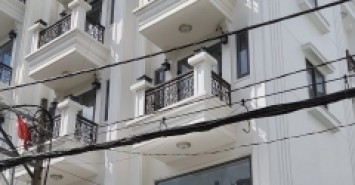 Bán nhà Đường số 30 phường 6 Quận G.Vấp, 5 tầng, Đường SIÊU LỚN, giá giảm còn 9.3 tỷ