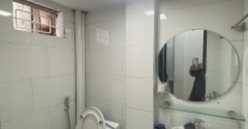 Bán nhà Lương Ngọc Quyến giá 2.35 tỷ, diện tích 70m2, tầng 4, mặt tiền 4m