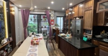 bán gấp nhà Phố Minh Khai, Mai Động, Hoàng Mai, DT 50m2, 5  tầng thang máy, full nội thất, vị trí đẹp.