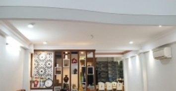 HẺM 553 LŨY BAN BÍCH GẦN UBND QUẬN. DT 5x14, 2 LẦU, NHÀ ĐẸP. GIÁ 8.2 TỶ TL