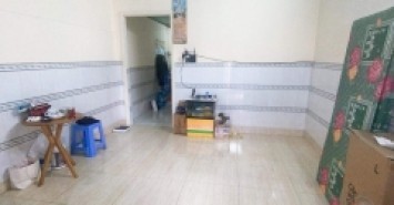 Bán nhà Bình Chiểu, Thủ Đức, C4, lô góc, sổ hổng riêng, DT: 52m2, ngang 5, giá 2.x Tỷ