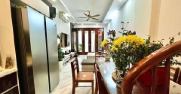 Bán nhà phố Trương Định, 30m2 x 5 tầng, nhà mới xây, giá 3 Tỷ