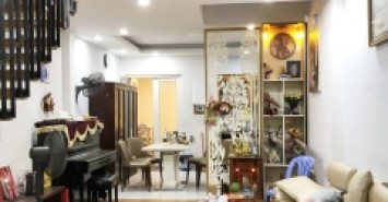 Bán nhà đường số 2, Hiệp Bình Phước, 2 tầng, dt: 74m2, giá: 4.x tỷ.
