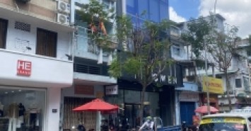 *GẤP GẤP BÁN  căn góc 2 mặt tiền Bùi Hữu Nghĩa ngay Nguyễn Trãi P7 Q5. Chỉ 11.3 tỷ