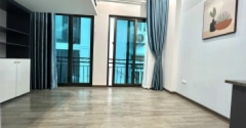 Bán nhà Trần Khát Chân, 48m x 5 tầng, 4.2 tỷ, lô góc, ngõ thông